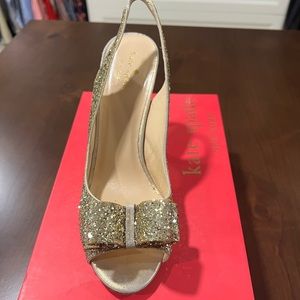 Kate Spade Charm Platinum/Glitter Gold Slingback heels